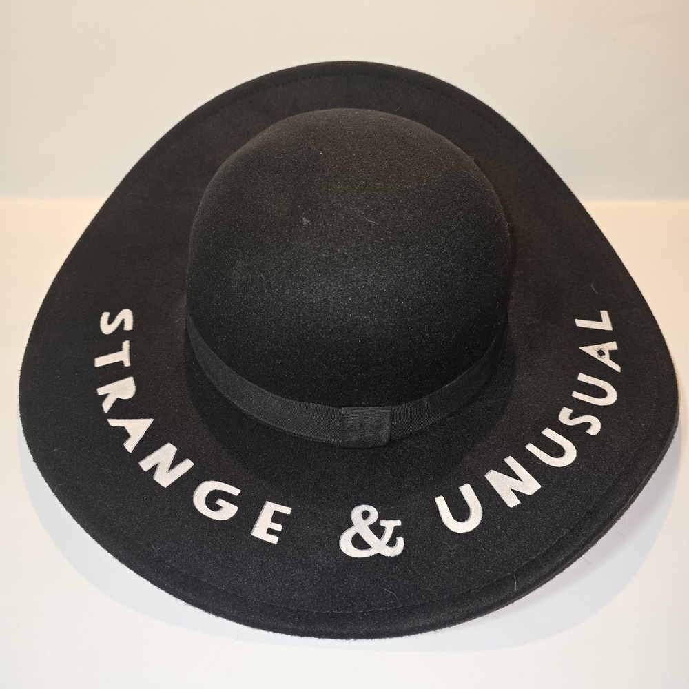 Strange & Unusual Beetlejuice hat Halloween Gothic cute black wide rim Spirit - Picture 2 of 7